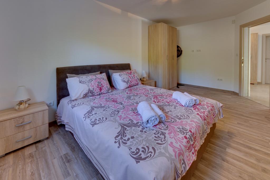 Whitehouse Villa Virpazar Esterno foto